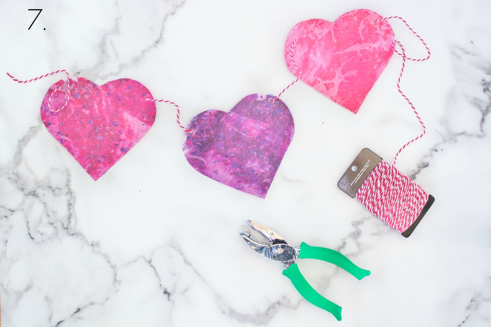How to make Valentines Day Garland