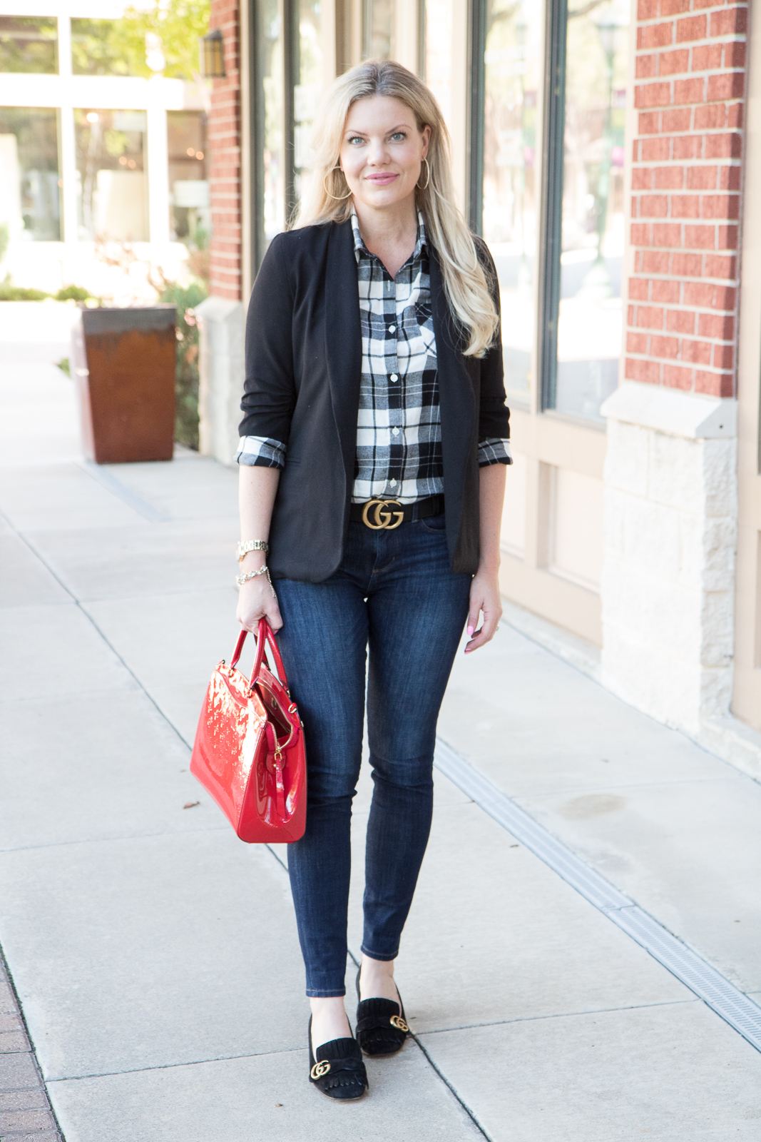 Love this style shirt with jeans, and of course love Louis Vuitton Bag!