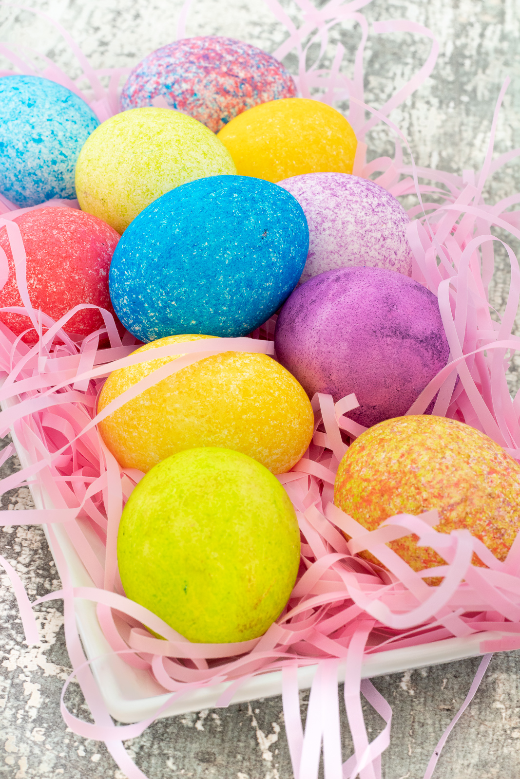 How to dye Easter eggs with rice