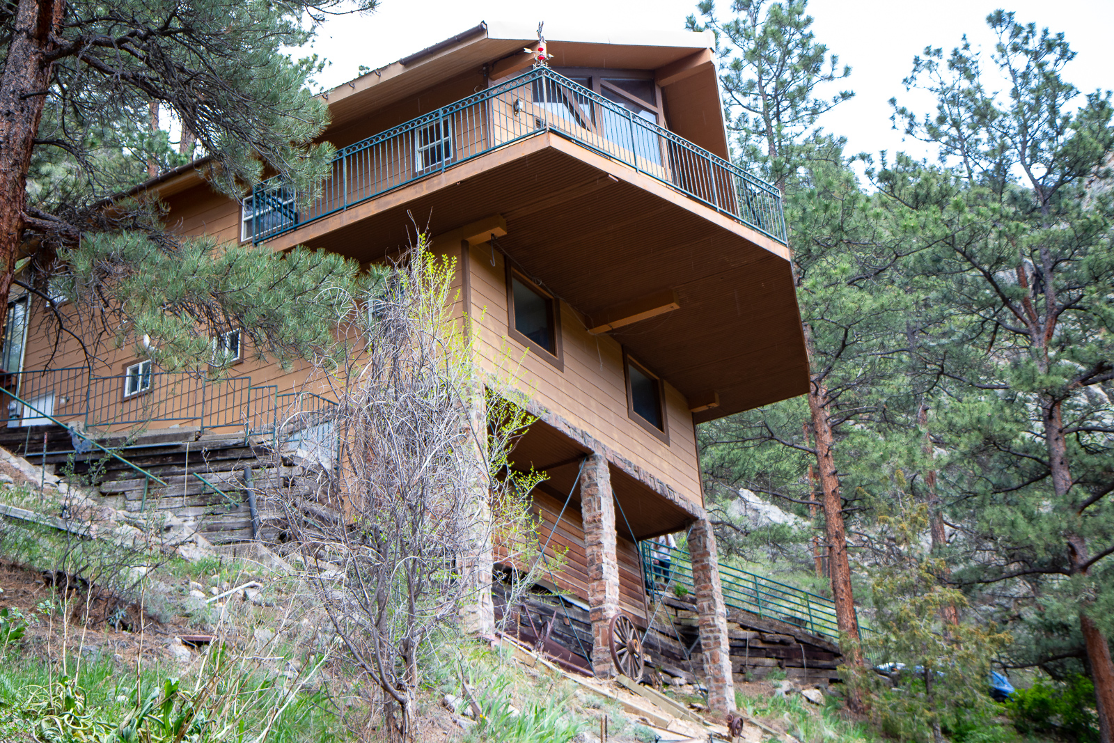 Our Colorado cabin before tour. 