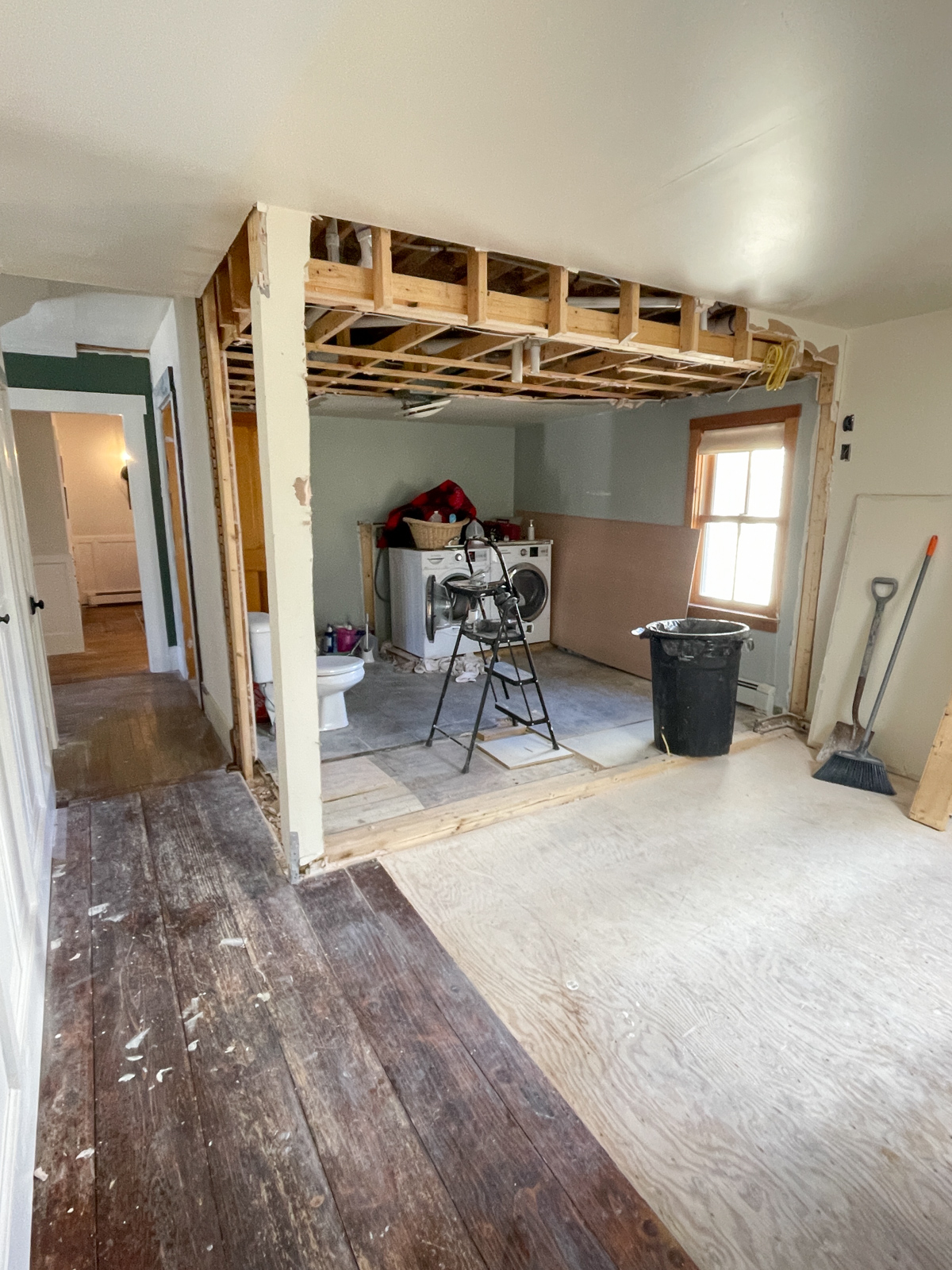 Turning a large laundry room into a charming half bathroom