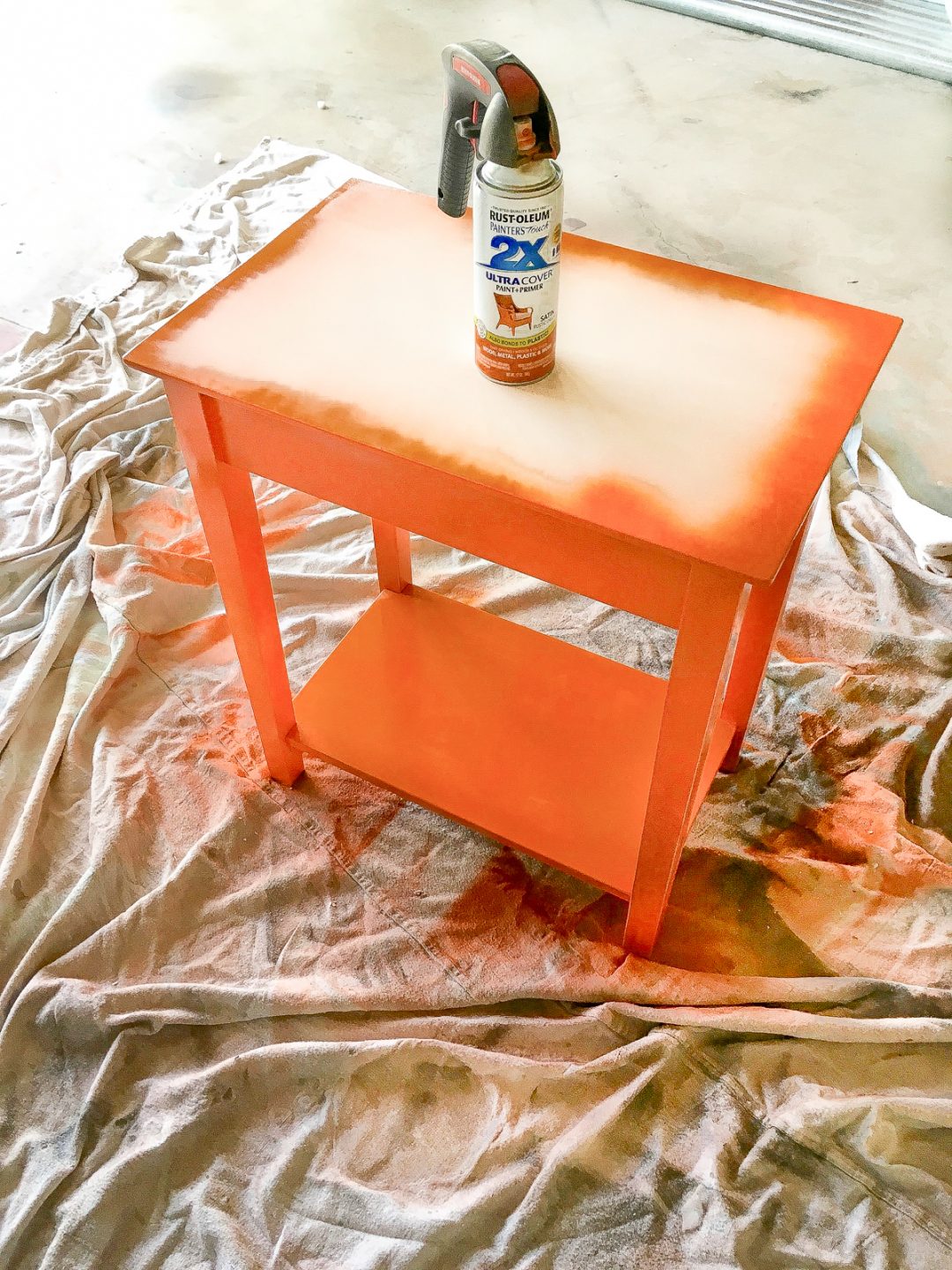 HOW TO SPRAY PAINT FURNITURE | Everyday Laura